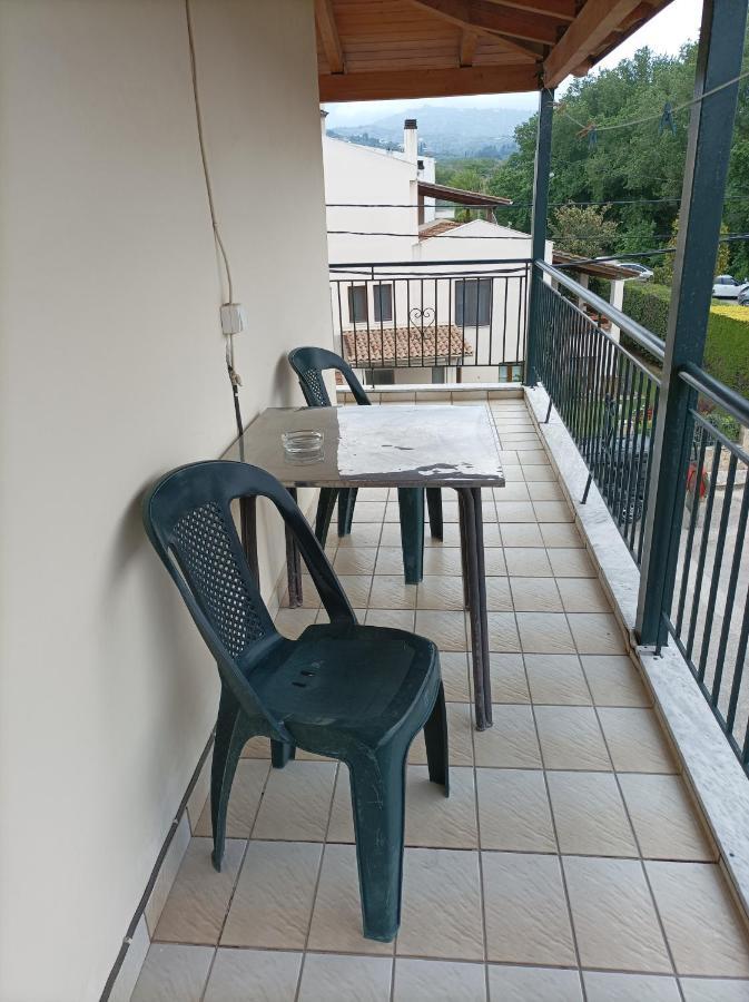 Teo'S 2 Persons Studio Deluxe B2 Patras Zewnętrze zdjęcie